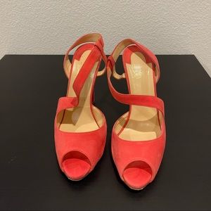 Only worn once. Comes with duster bag. Pink suede.